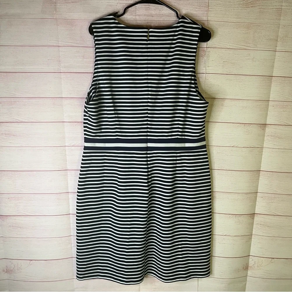 Draper James Striped Navy Blue Dress Size‎ XL
